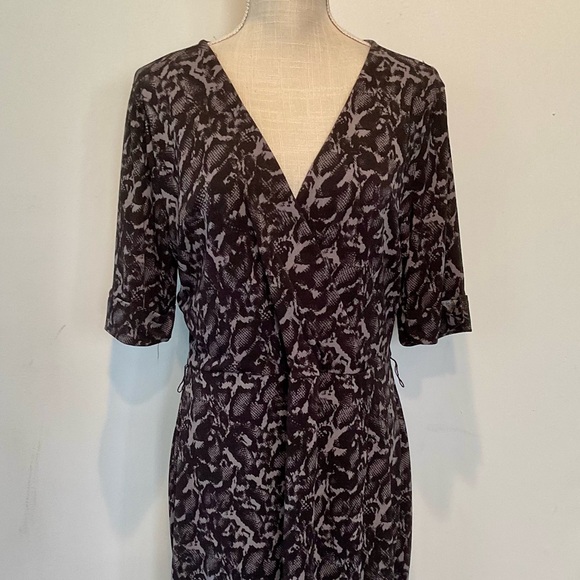Apt. 9 Faux Wrap Dress without belt - EUC - Picture 2 of 6